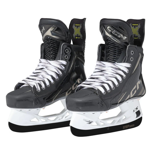 CCM TACKS XF PRO Skate JR